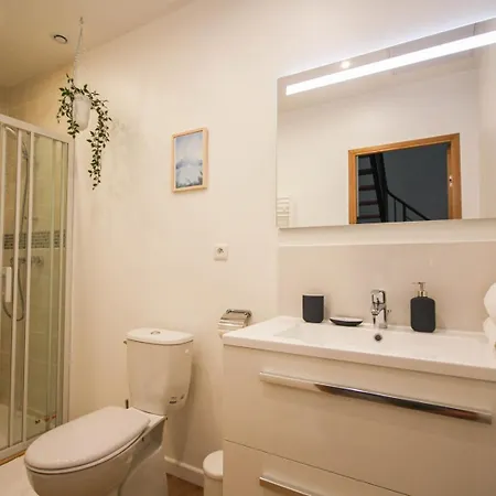 Apartment Centre - Nice, Cozy And Functional Ap.